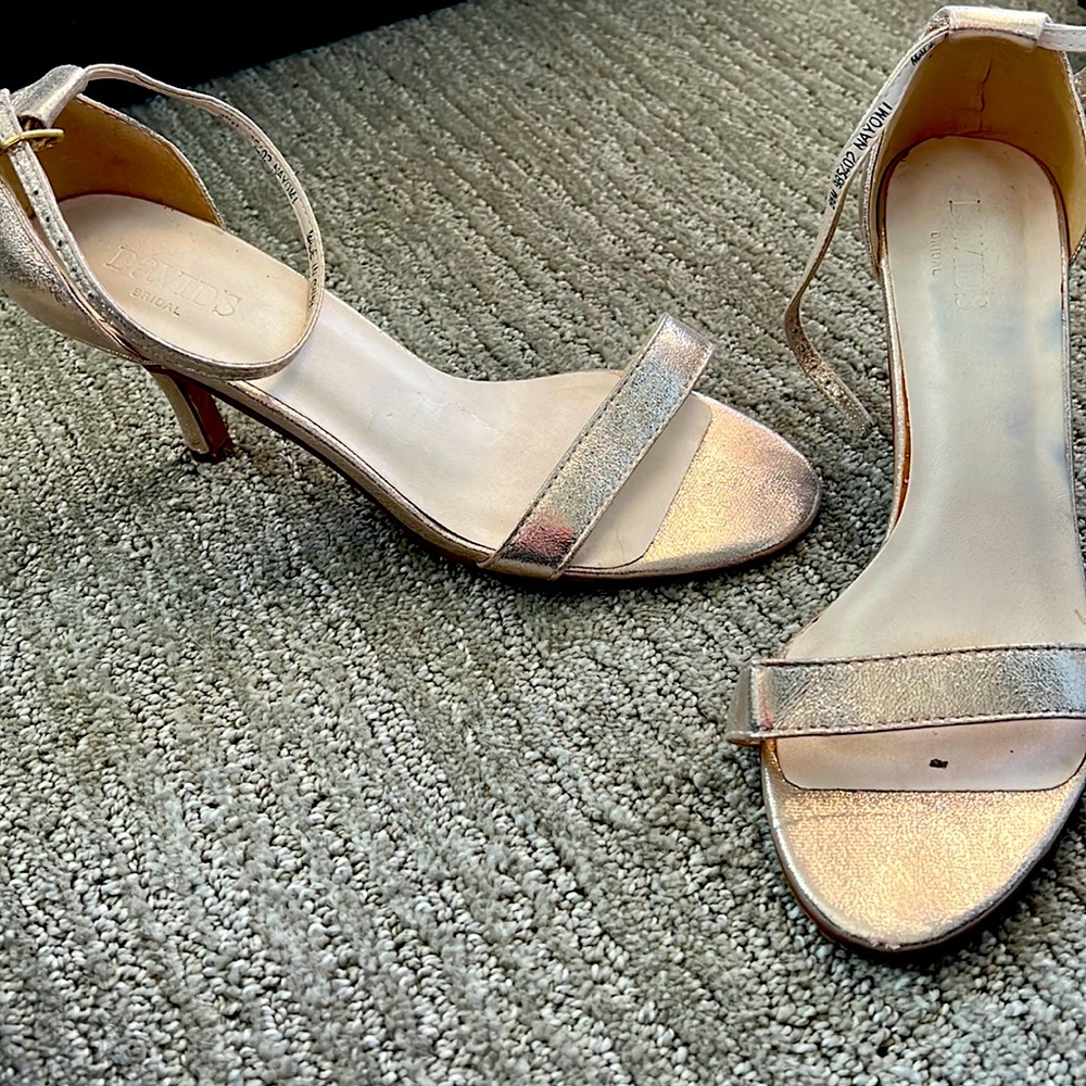 David’s Bridal Nayomi Heels in Gold